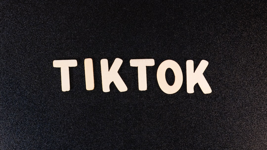 Photo Tutok logo